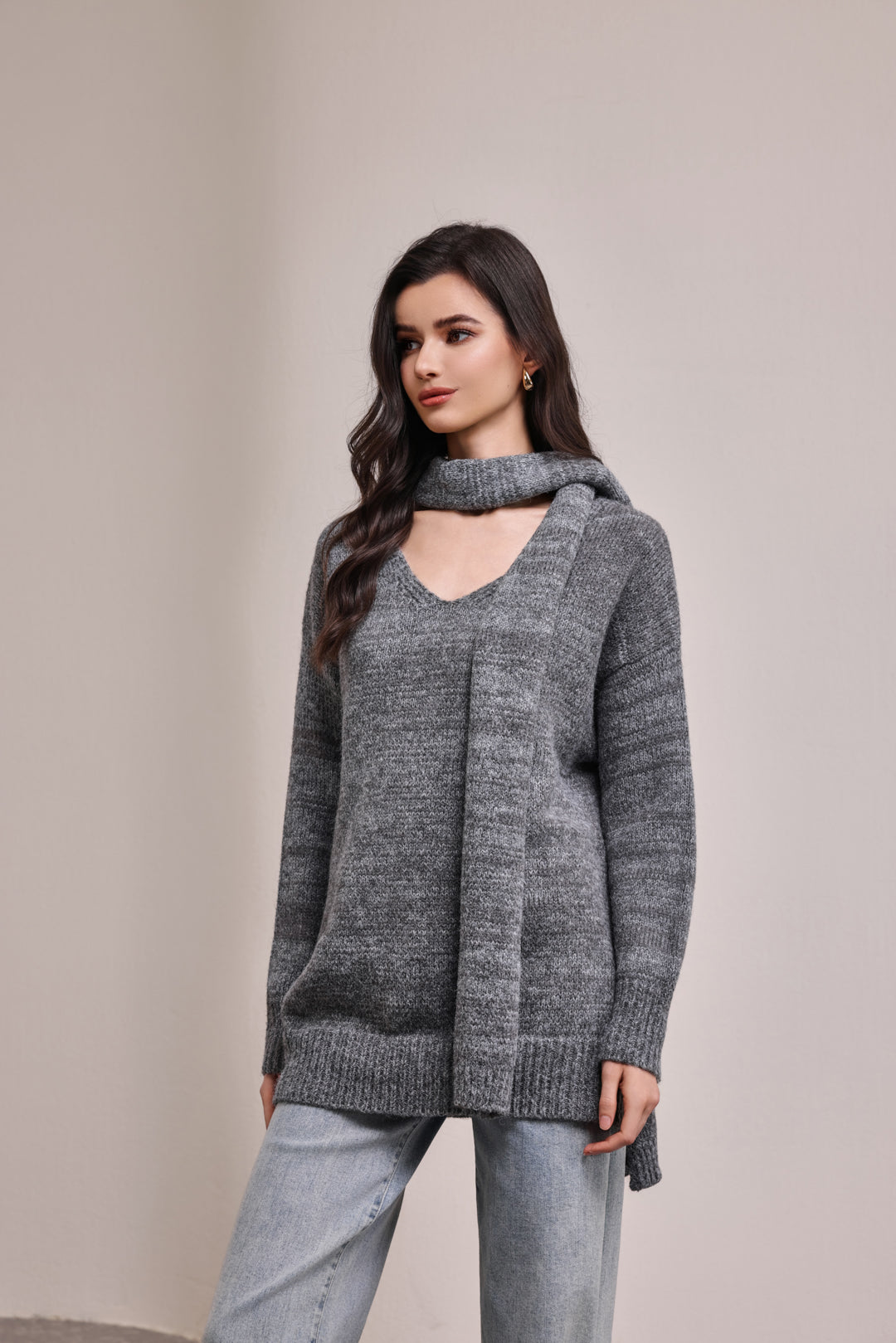 25204 V-neck Oversized Long Sweater