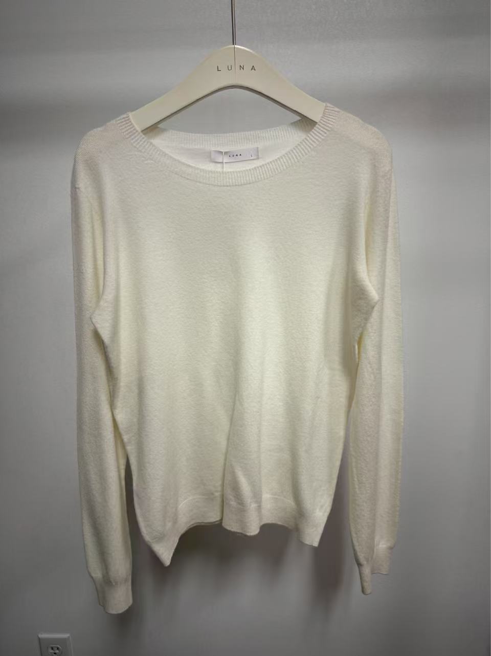 25218 Crewneck Sweater