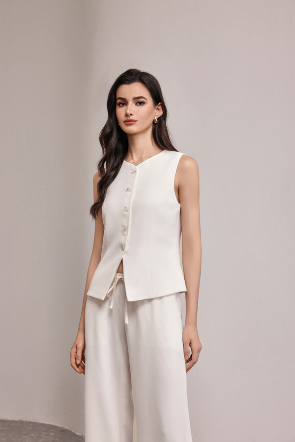 Luna Clothing Collection - Modern Linen Fashion for Everyday Style