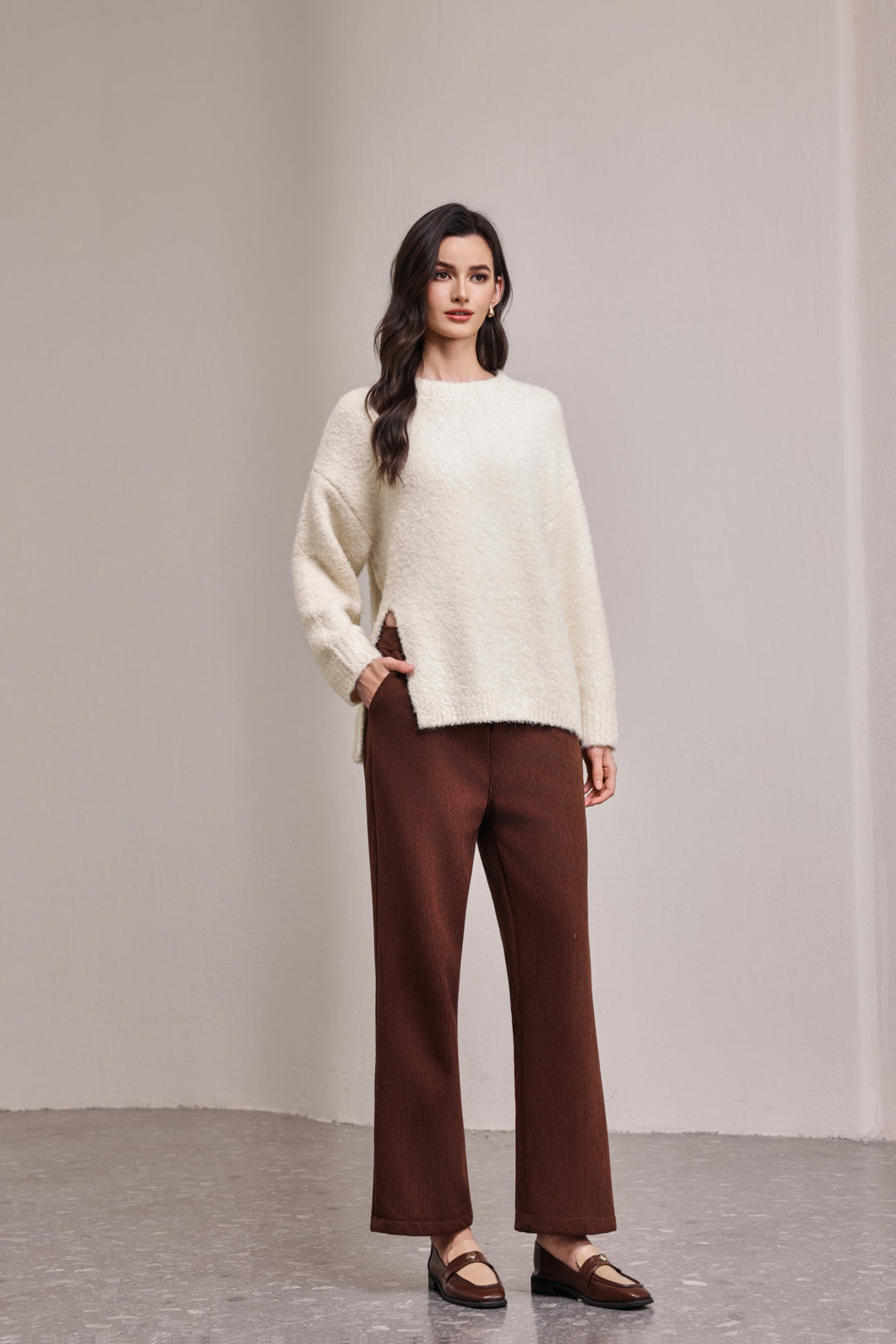 25211 Slit Sweater