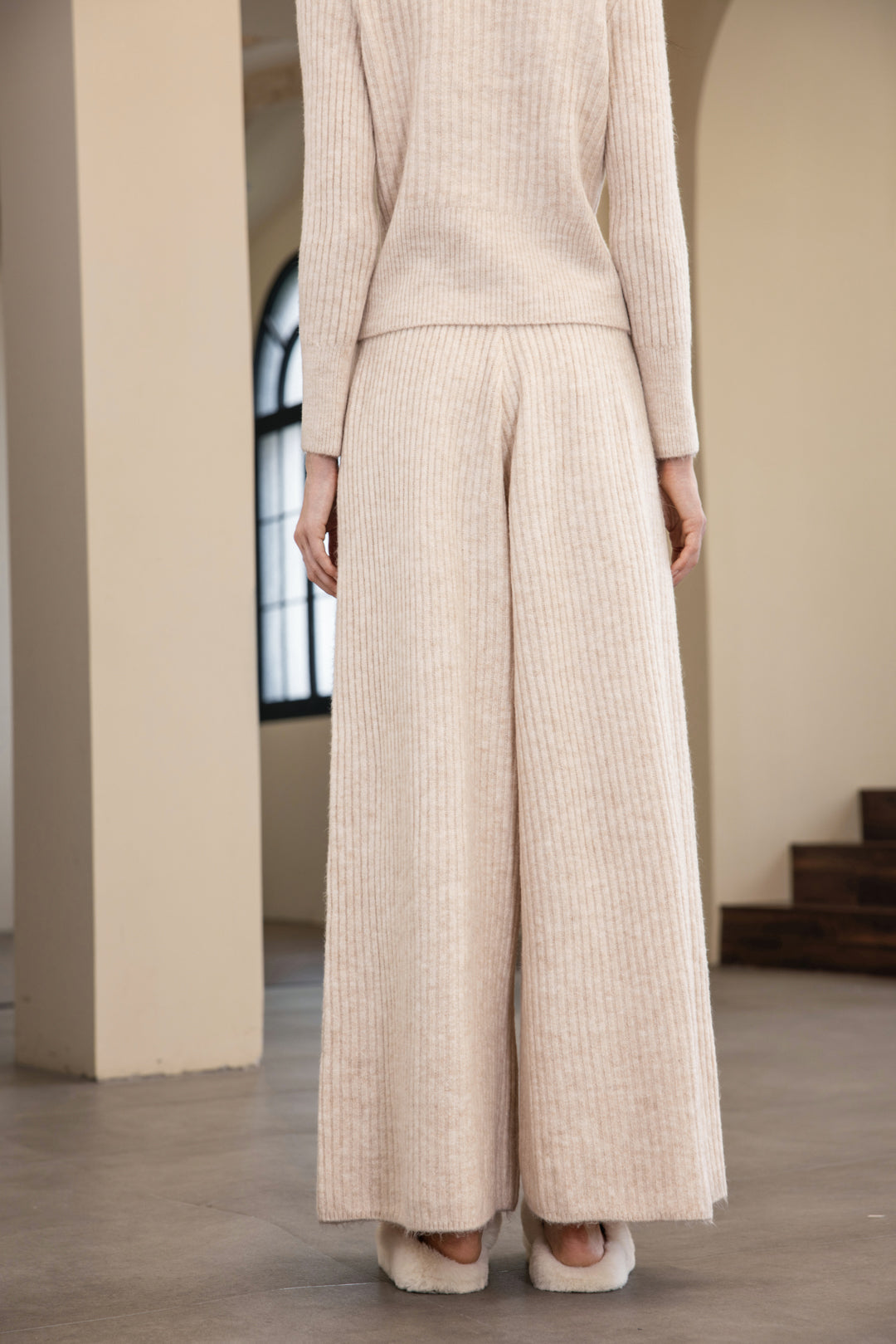 25237 Wide-Leg Sweater Pants